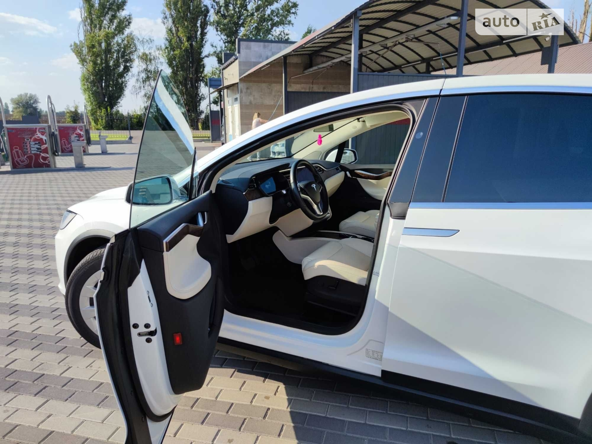 2018 Tesla Model X - мініатюра 8
