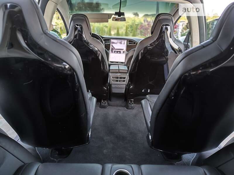 Внедорожник / Кроссовер Tesla Model X 2016 в Львове фото 13 Внедорожник / Кроссовер Tesla Model X 2016 в Львове