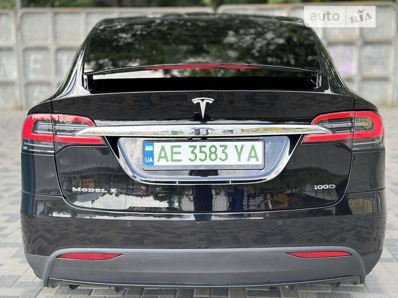 Внедорожник / Кроссовер Tesla Model X 2018 в Днепре