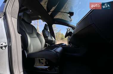 Позашляховик / Кросовер Tesla Model X 2016 в 