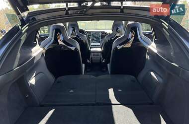 Позашляховик / Кросовер Tesla Model X 2016 в 