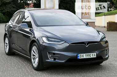 Tesla Model X 2018