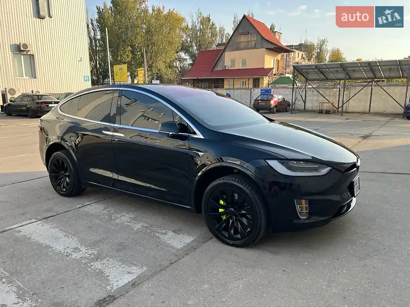 Tesla Model X
