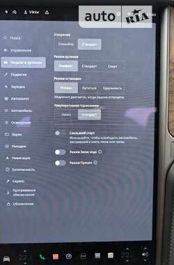 Позашляховик / Кросовер Tesla Model X 2019 в Шептицькому