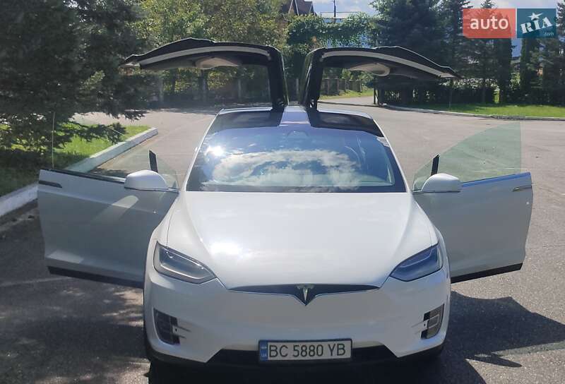 Внедорожник / Кроссовер Tesla Model X 2020 в Стрые