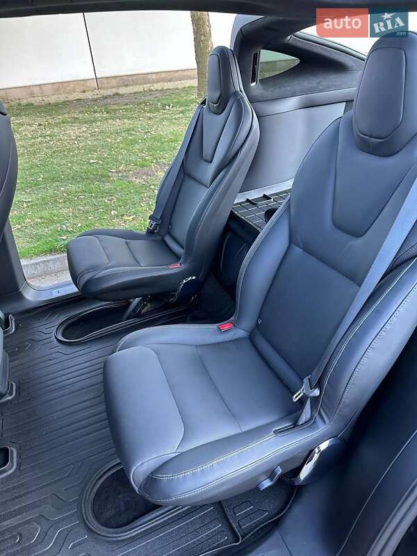 Позашляховик / Кросовер Tesla Model X 2022 в Дніпрі
