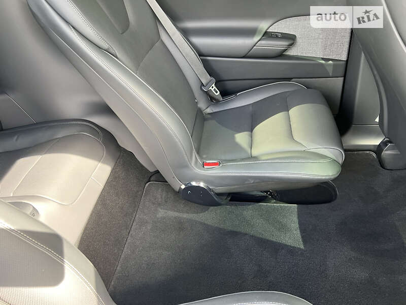 Позашляховик / Кросовер Tesla Model X 2022 в Києві фото 48 Позашляховик / Кросовер Tesla Model X 2022 в Києві