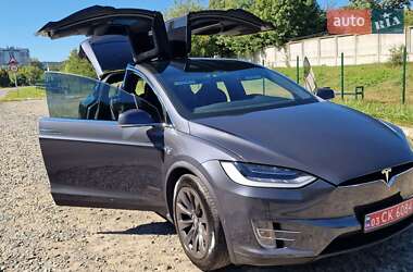 Tesla Model X 2018