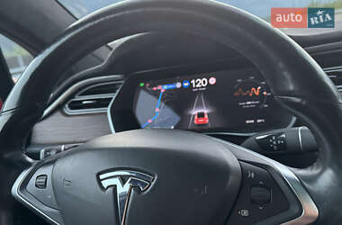 Внедорожник / Кроссовер Tesla Model X 2016 в 