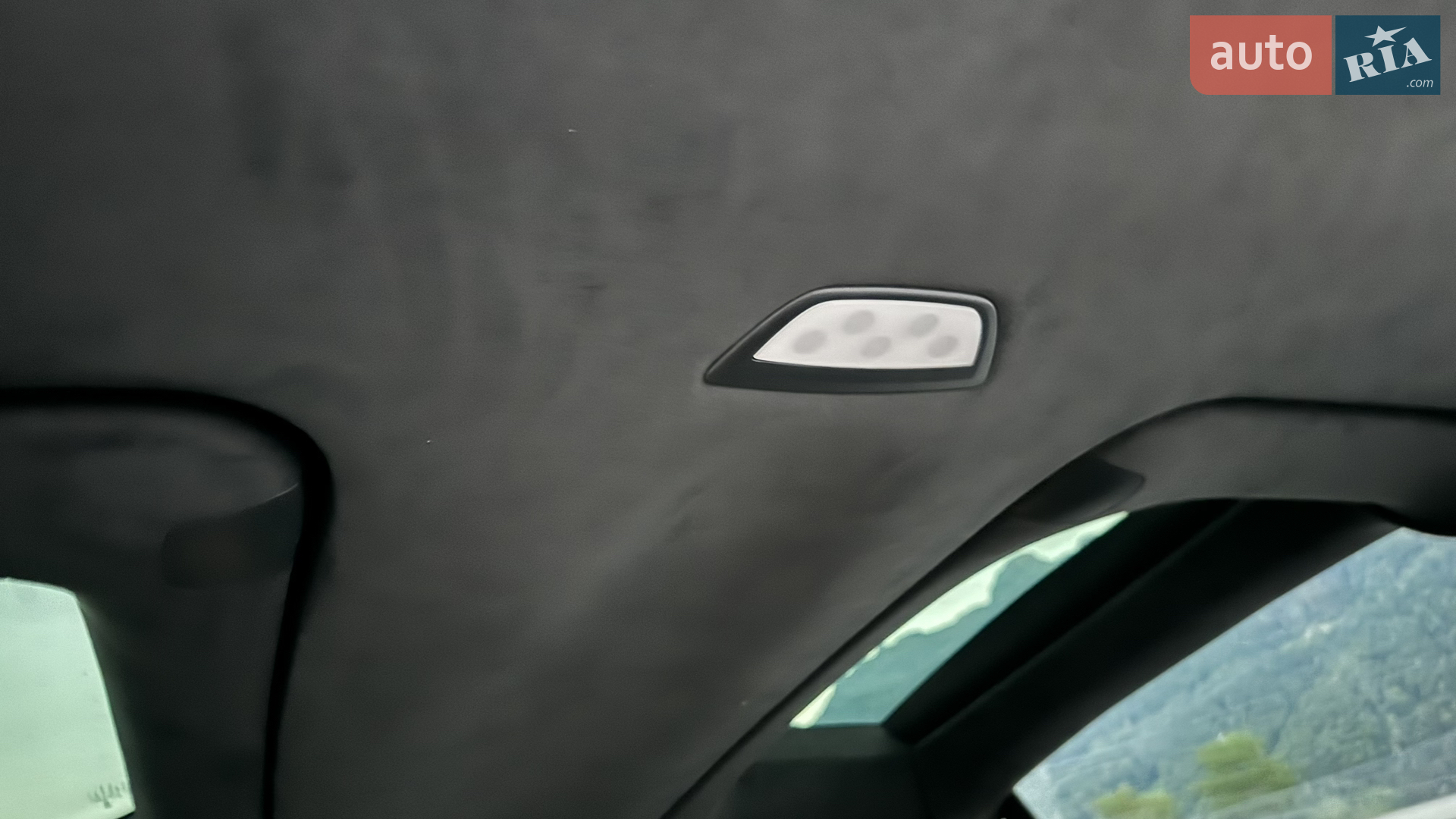 2016 Tesla Model X - мініатюра 18