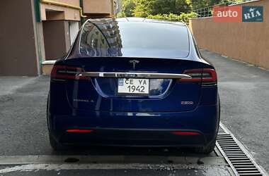 Позашляховик / Кросовер Tesla Model X 2016 в 
