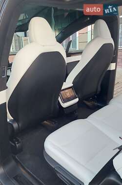 Внедорожник / Кроссовер Tesla Model X 2022 в 