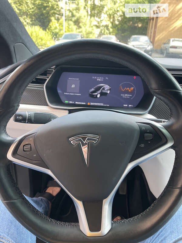 Внедорожник / Кроссовер Tesla Model X 2017 в Харькове