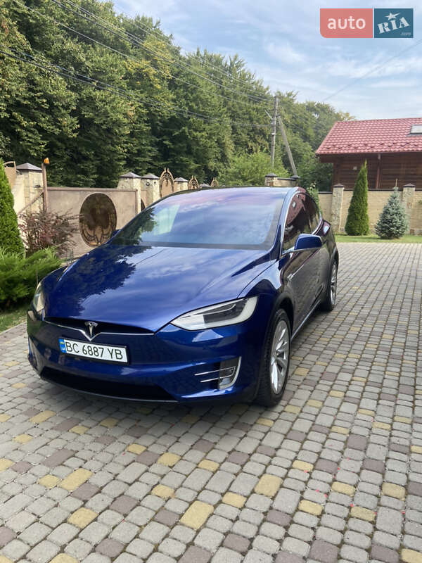 Внедорожник / Кроссовер Tesla Model X 2016 в Львове