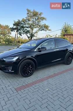 Внедорожник / Кроссовер Tesla Model X 2017 в Золочеве