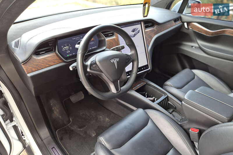 Позашляховик / Кросовер Tesla Model X 2020 в Києві