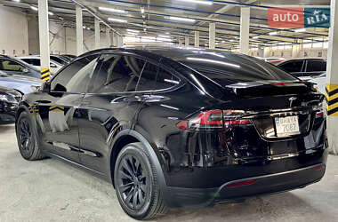 Позашляховик / Кросовер Tesla Model X 2016 в 