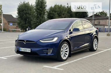 Внедорожник / Кроссовер Tesla Model X 2016 в Тернополе