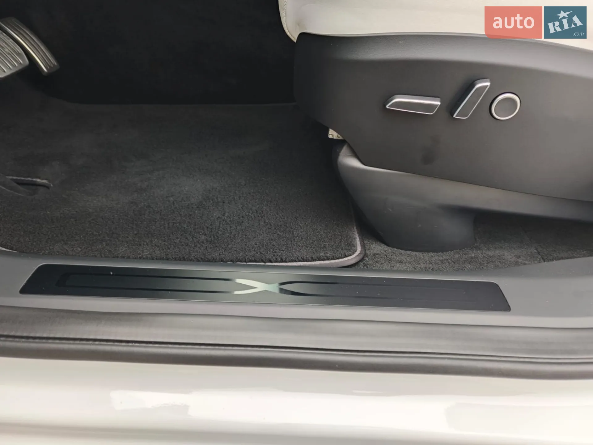 2022 Tesla Model X - мініатюра 65