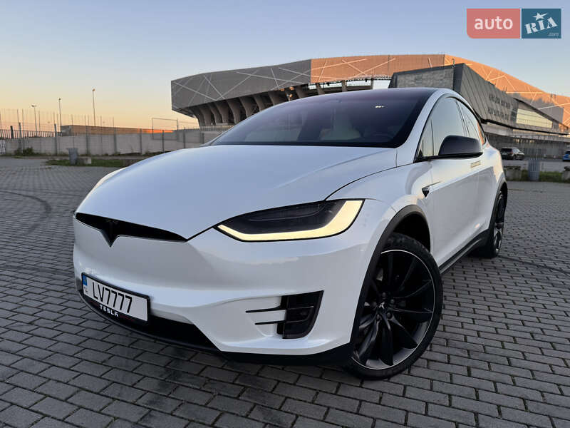 Внедорожник / Кроссовер Tesla Model X 2020 в Львове