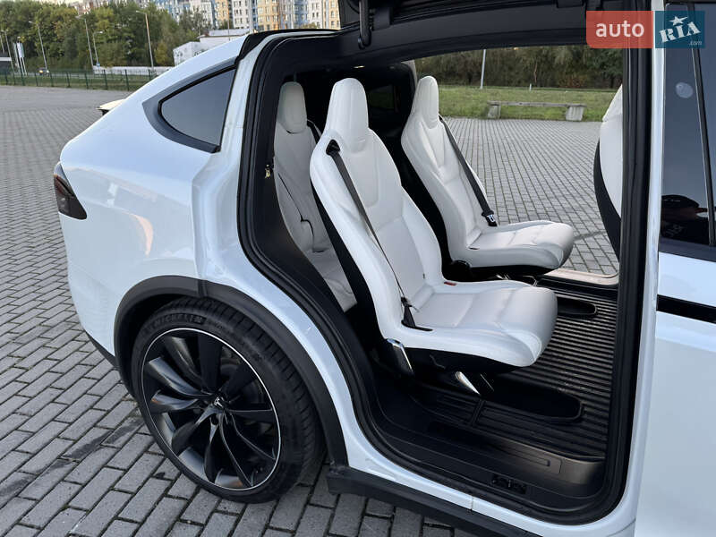 Внедорожник / Кроссовер Tesla Model X 2020 в Львове