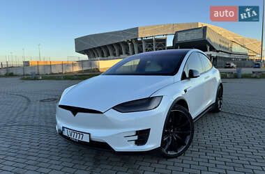 Внедорожник / Кроссовер Tesla Model X 2020 в 