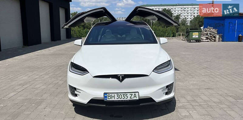 Позашляховик / Кросовер Tesla Model X 2020 в Києві