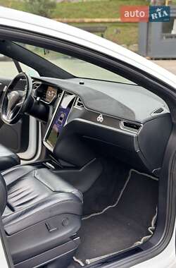 Внедорожник / Кроссовер Tesla Model X 2017 в Черновцах