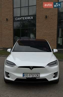 Внедорожник / Кроссовер Tesla Model X 2017 в Черновцах