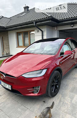 Tesla Model X 2020