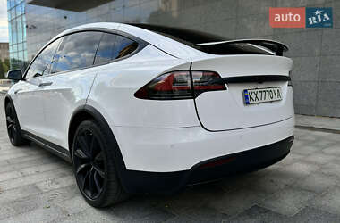 Внедорожник / Кроссовер Tesla Model X 2016 в 