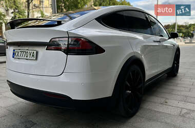 Внедорожник / Кроссовер Tesla Model X 2016 в 
