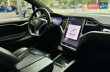 Внедорожник / Кроссовер Tesla Model X 2016 в 