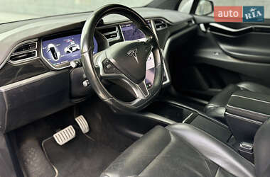 Внедорожник / Кроссовер Tesla Model X 2016 в 