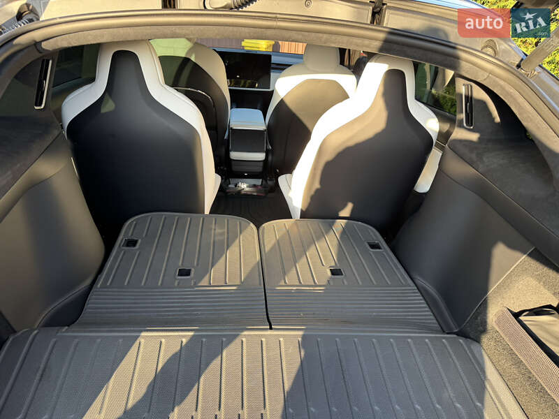 Позашляховик / Кросовер Tesla Model X 2023 в Києві