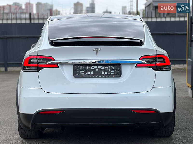 Позашляховик / Кросовер Tesla Model X 2018 в Києві фото 4 Позашляховик / Кросовер Tesla Model X 2018 в Києві
