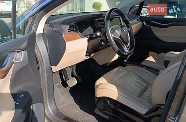 Внедорожник / Кроссовер Tesla Model X 2016 в 