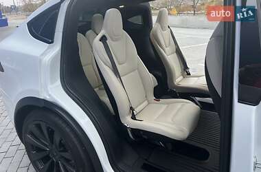 Позашляховик / Кросовер Tesla Model X 2023 в 