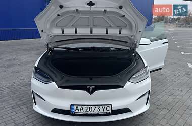 Позашляховик / Кросовер Tesla Model X 2023 в 