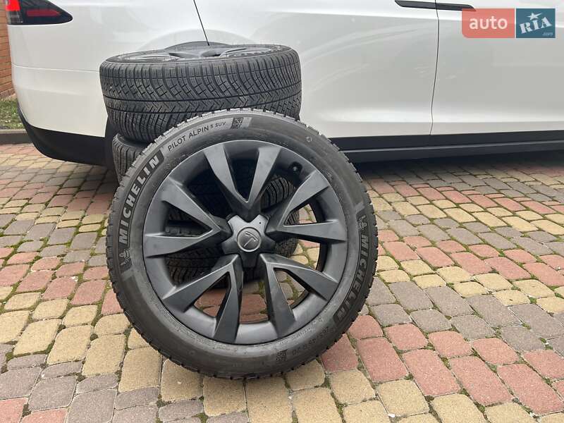 Позашляховик / Кросовер Tesla Model X 2023 в Києві