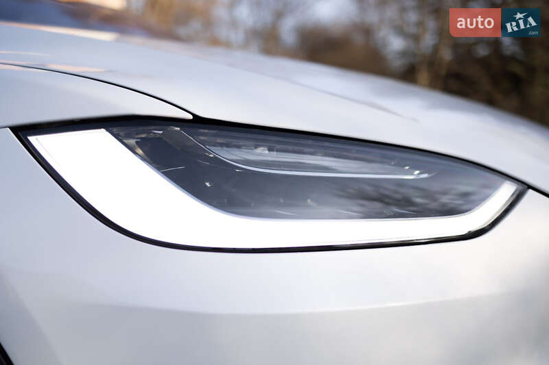 Позашляховик / Кросовер Tesla Model X 2022 в Тернополі