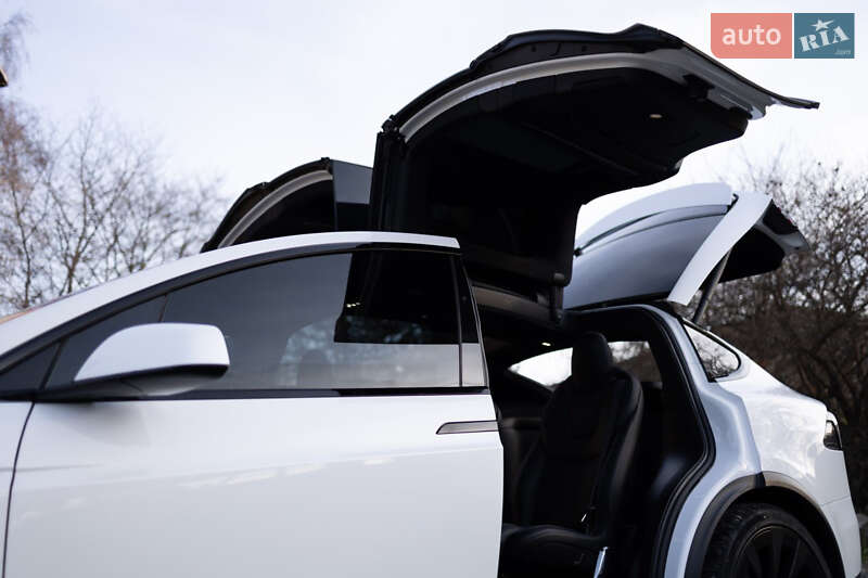 Позашляховик / Кросовер Tesla Model X 2022 в Тернополі