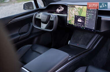 Позашляховик / Кросовер Tesla Model X 2022 в 
