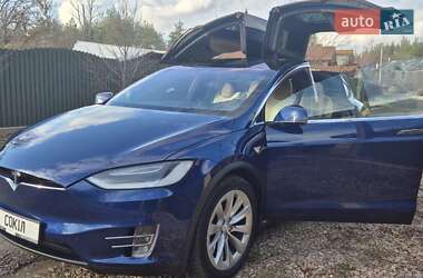 Tesla Model X 2018