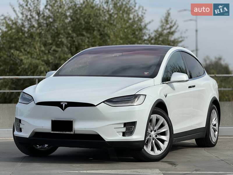 Позашляховик / Кросовер Tesla Model X 2017 в Білій Церкві
