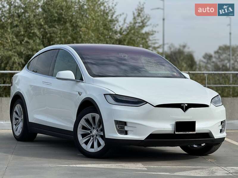 Позашляховик / Кросовер Tesla Model X 2017 в Білій Церкві