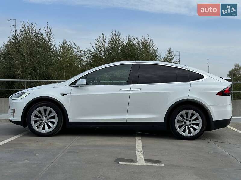 Позашляховик / Кросовер Tesla Model X 2017 в Білій Церкві фото 46 Позашляховик / Кросовер Tesla Model X 2017 в Білій Церкві