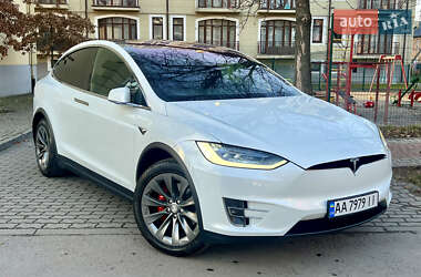 Внедорожник / Кроссовер Tesla Model X 2019 в Львове