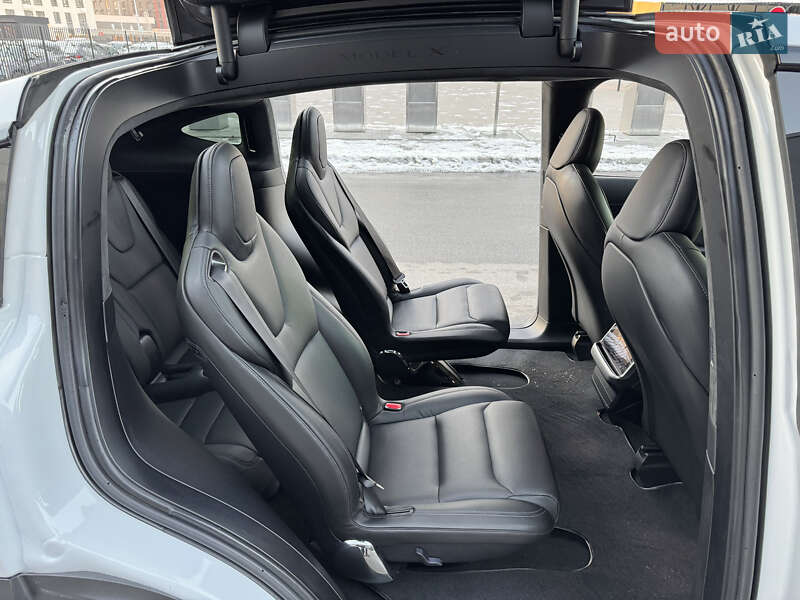 Внедорожник / Кроссовер Tesla Model X 2022 в Киеве