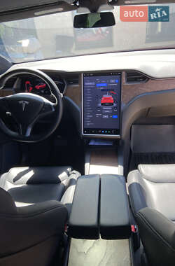 Внедорожник / Кроссовер Tesla Model X 2020 в 